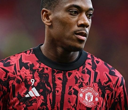 Anthony Martial Out of Action For 10 Weeks
